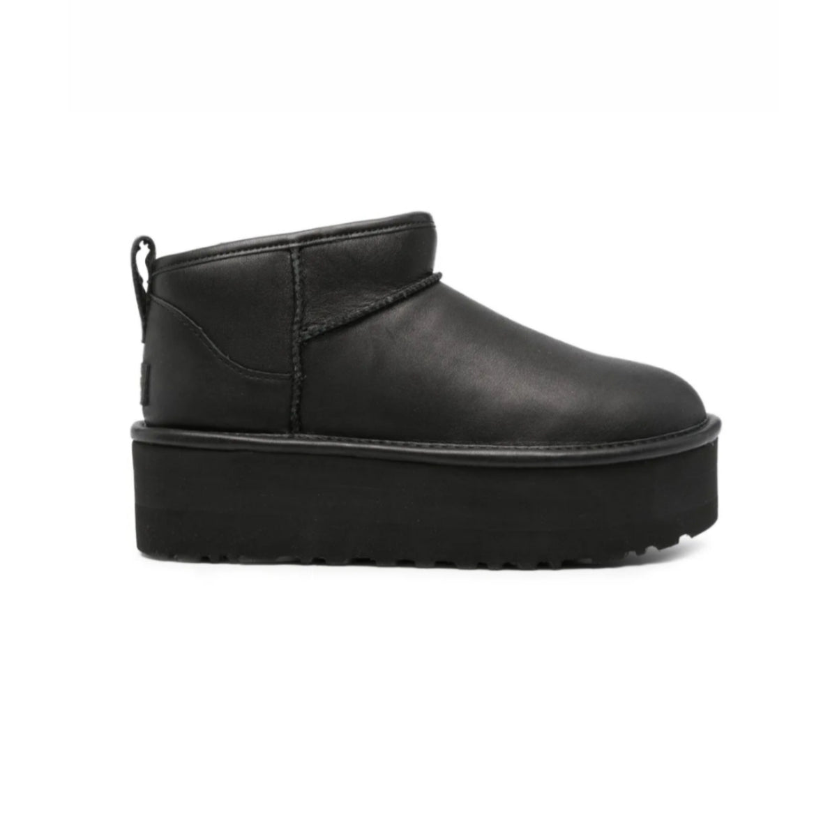 UGG classic ultra mini platform boots