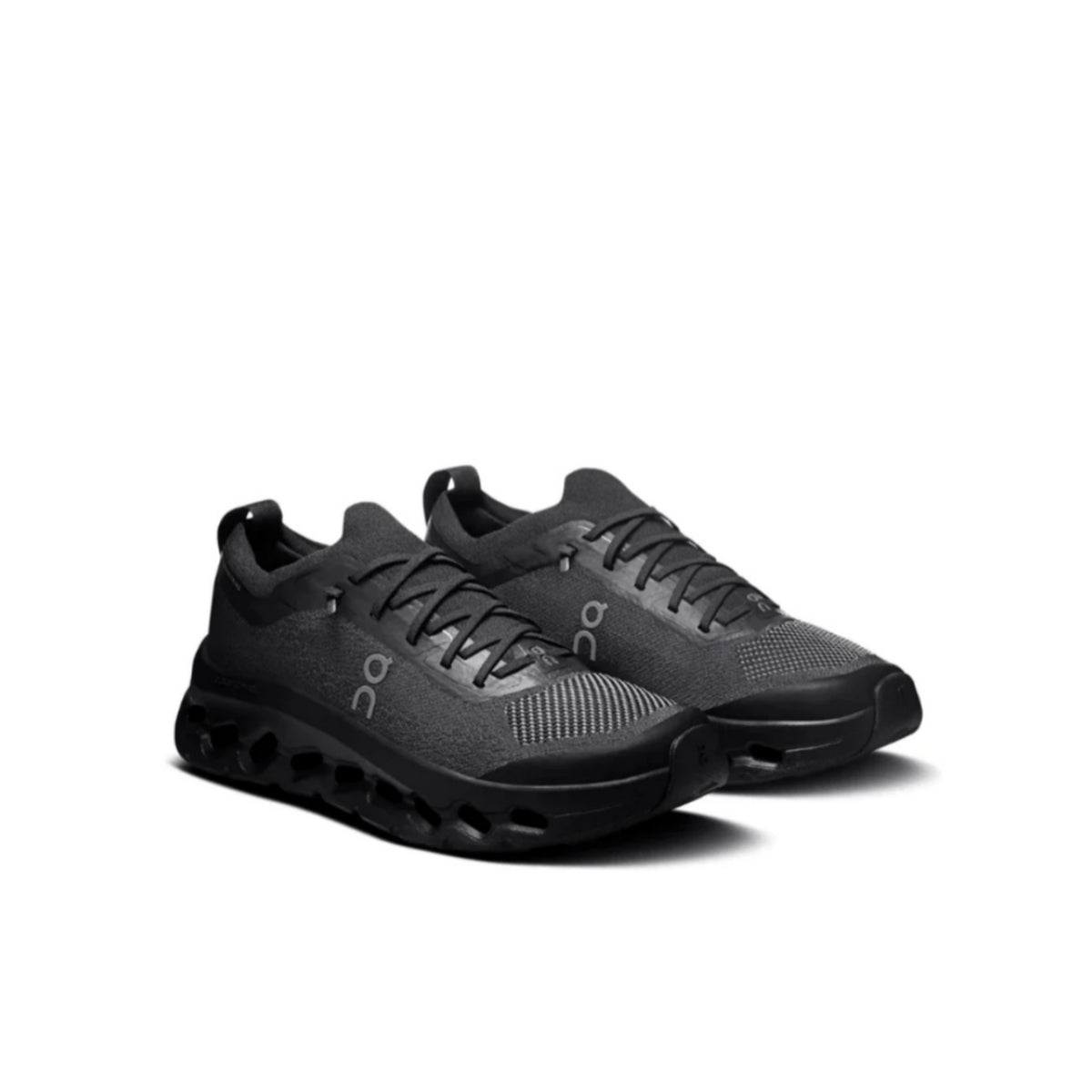 On cloud x Zendaya Cloudtilt Moon Black running shoes