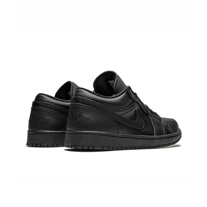 Air Jordan 1 low triple black