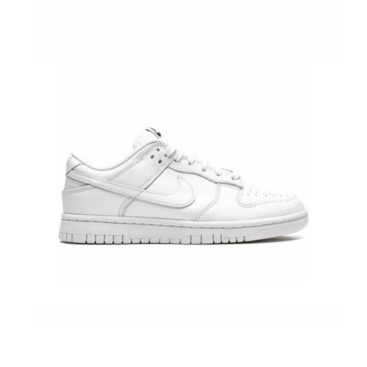 Nike dunk low All white