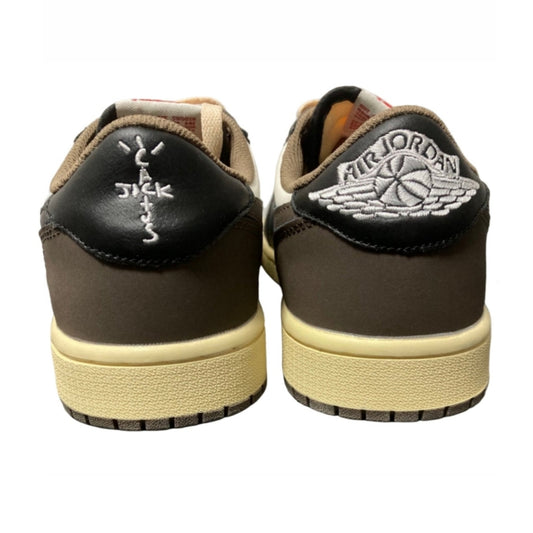 Jordan 1 low mocha Travis Scott