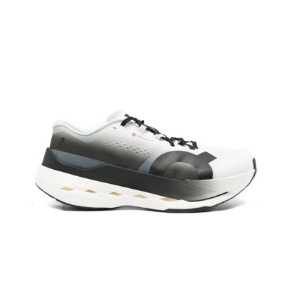 On Running Cloudboom Max White Black