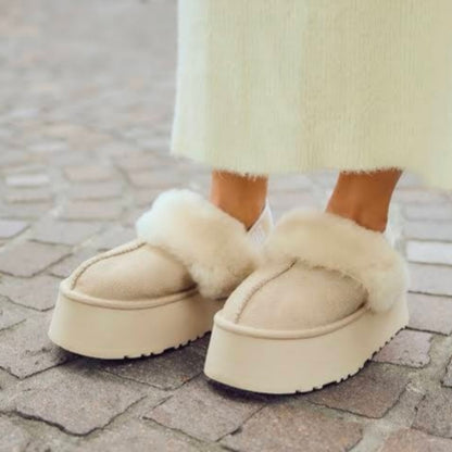 UGG Wmns Funkette Slipper