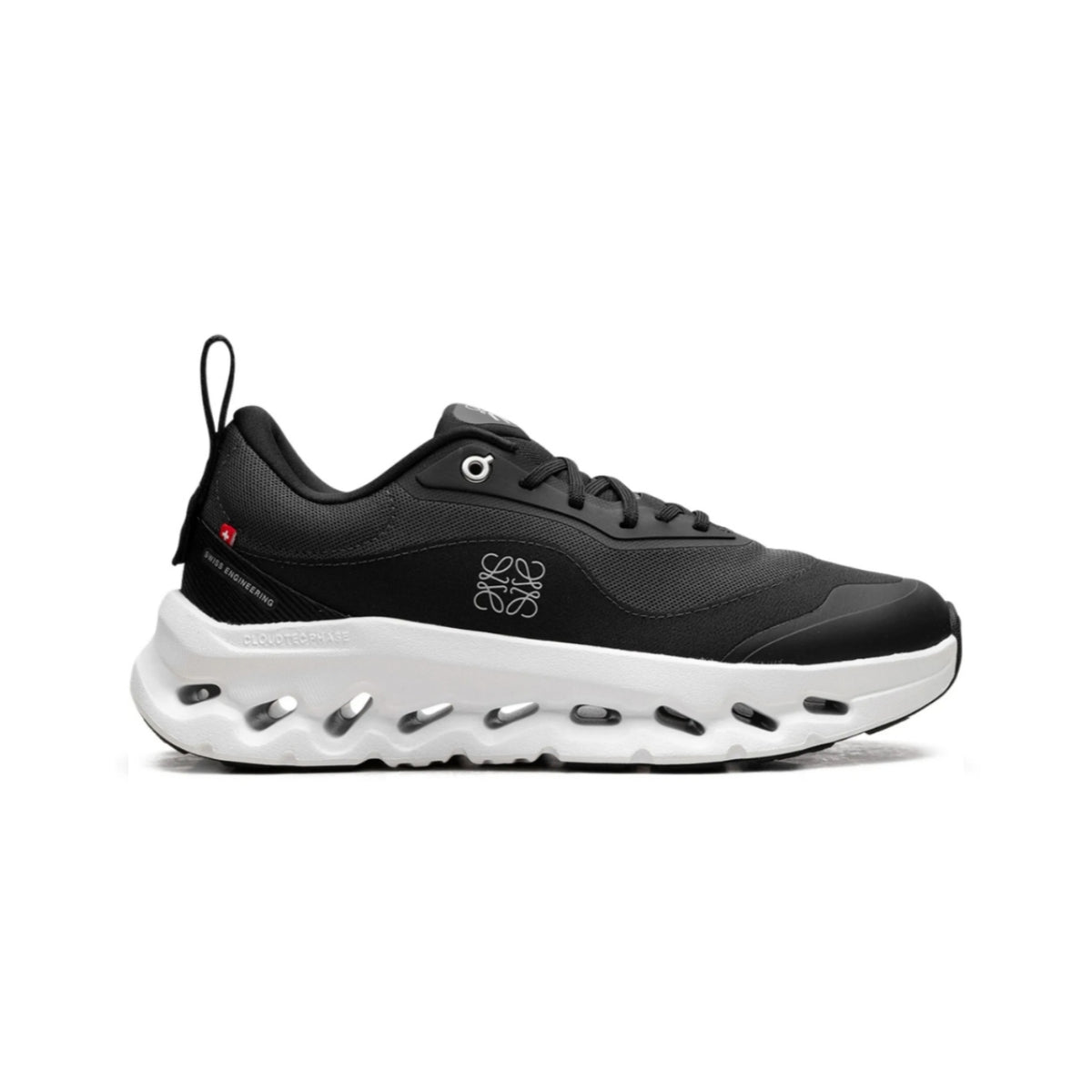 ON RUNNING CLOUDTILT 2
LOEWE BLACK