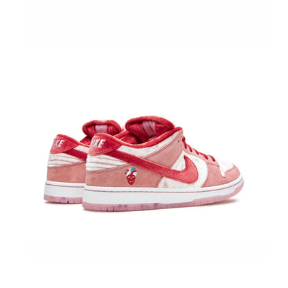 Nike dunk low pro trangelove
