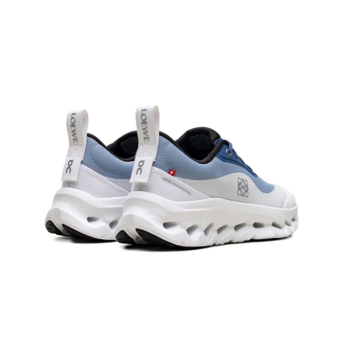 ON RUNNING CLOUDTILT 2
LOEWE BLUE WHITE