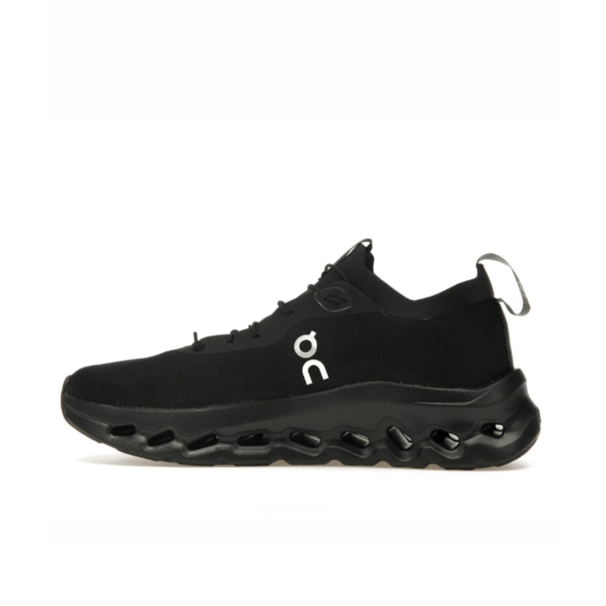 on running cloudtilt loewe All black