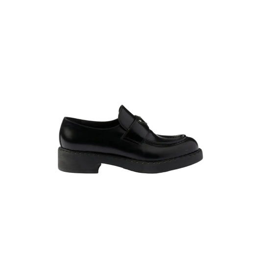 Prada logo_plaque loafers