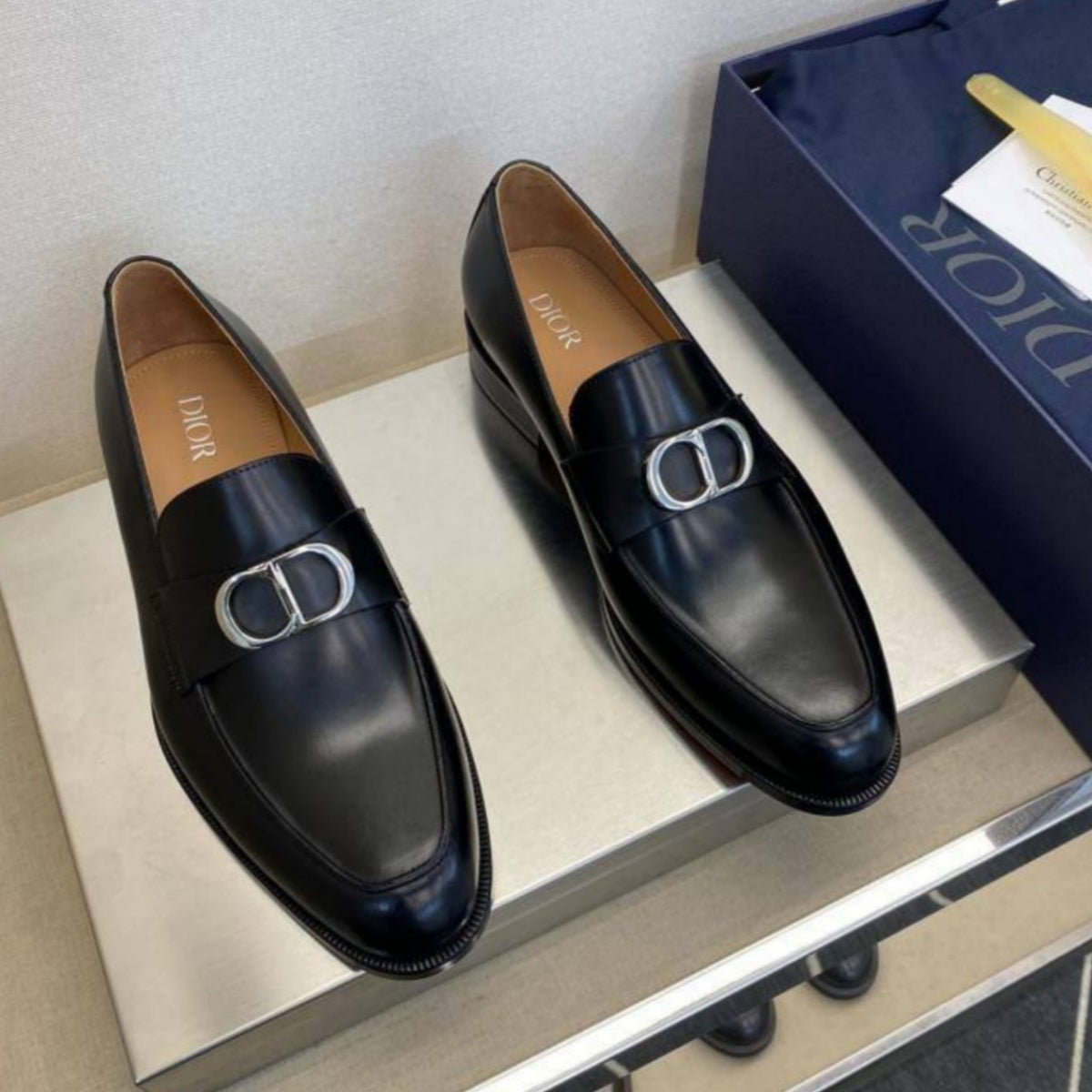 Dior Timeless Loafer
Black Shiny Calfskin