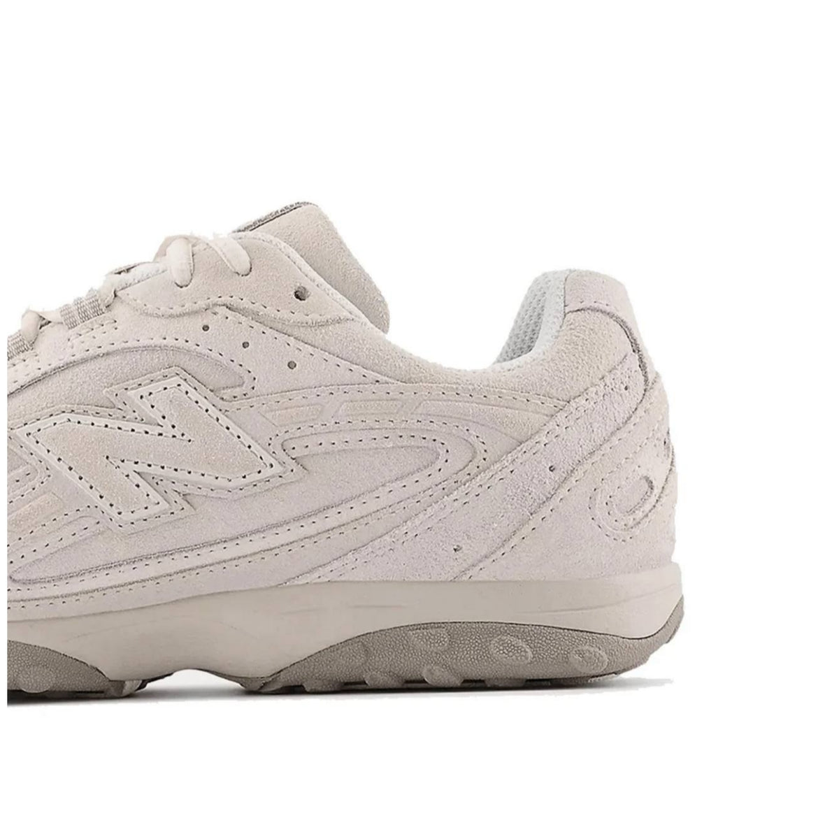 New Balance 204L
Timberwolf sneakers