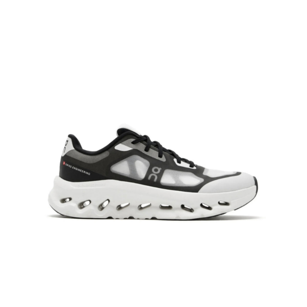 On Running Cloudtilt Remix Black Ivory